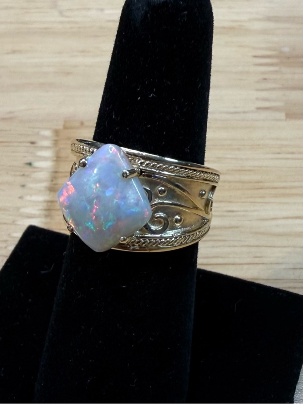 14k Gold Australian Opal Statement Ring - Picture 5 of 13